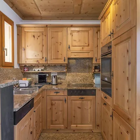 Chesa Aurora - Apartment La Punt-Chamues-ch