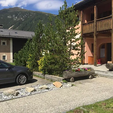 Apartment Chesa Aurora -