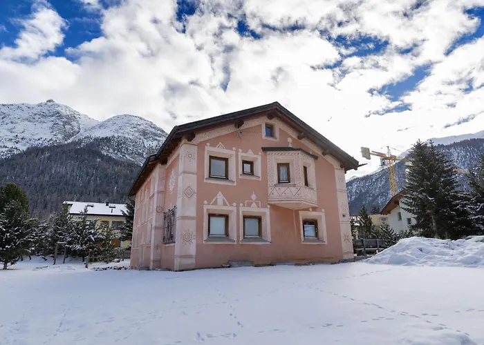 Apartamento Chesa Aurora - *