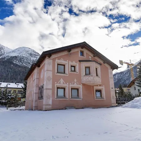 Apartamento Chesa Aurora - *