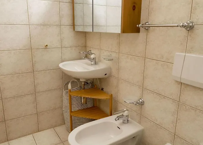 Apartamento Chesa Aurora - La Punt-Chamues-ch