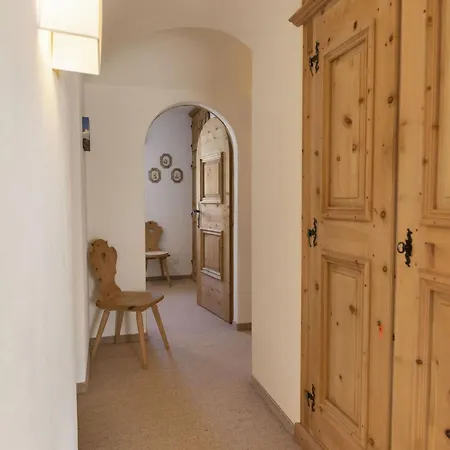 Chesa Aurora - La Punt-Chamues-ch