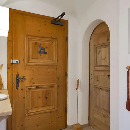 Chesa Aurora - Apartament La Punt-Chamues-ch