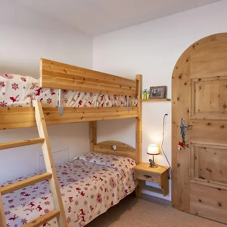 Apartament Chesa Aurora - La Punt-Chamues-ch